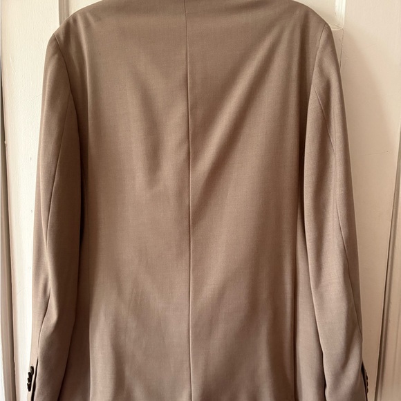 NWOT Men's tan suit - Picture 2 of 6